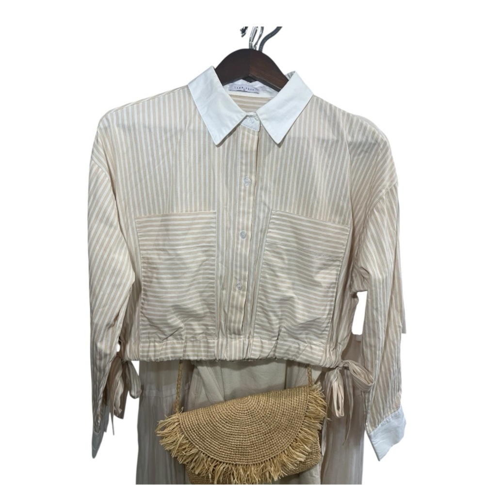 Lida Kate Striped Cream and White Cropped Button-Up Blouse Size Large